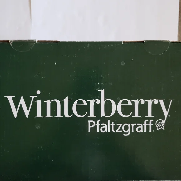 Pfaltzgraff Winterberry Glass Candle Holders - Red and Green